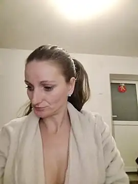 Snapshot of CrazyMaya39 chatting on 01/12/26, 09:20 CrazyMaya39 online show from 01/12/26, 09:20