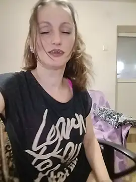 Snapshot of CrazyMaya39 chatting on 04/03/26, 09:16 CrazyMaya39 online show from 04/03/26, 09:16