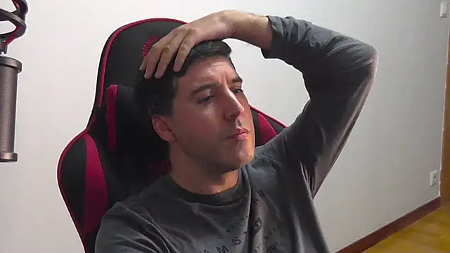 likihot online show from 11/16/25, 09:30