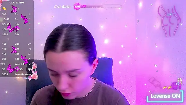BellaVelure6767 online show from 03/18/26, 12:25