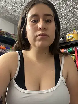 Snapshot of Scarlett_Noire_outdoors chatting on 11/14/25, 11:52 Scarlett Noire outdoors online show from 11/14/25, 11:52