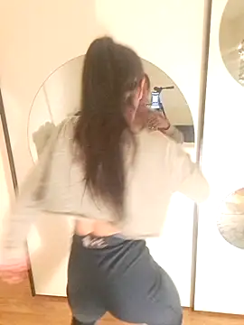 SPICY-KIKANI online show from 11/19/25, 05:46