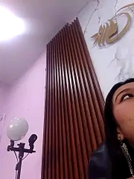 ZoeClarkk  online show from 12/04/25, 04:28