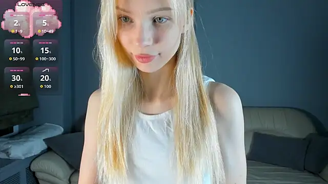 Snapshot of 18ki_ra18 chatting on 11/15/25, 06:56 18ki ra18 online show from 11/15/25, 06:56