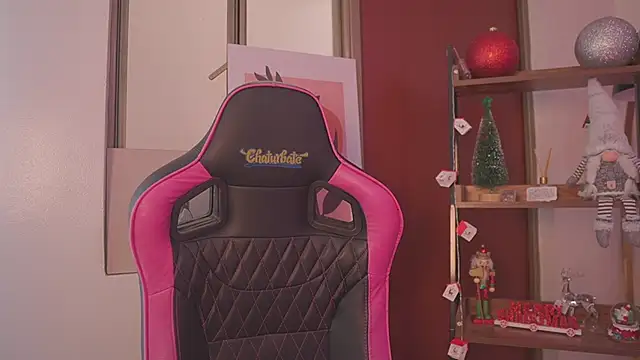 Enola Holmes  online show from 12/14/25, 12:33