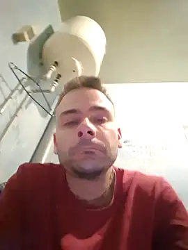 Snapshot of Gregorywhitelegs chatting on 04/12/26, 12:14 Gregorywhitelegs online show from 04/12/26, 12:14