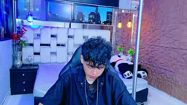 lunabustygirl online show from 01/07/26, 07:46