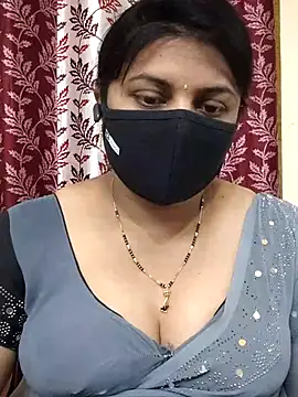 Snapshot of Indian_Telugu_Indhu chatting on 02/19/26, 05:26 Indian Telugu Indhu online show from 02/19/26, 05:26