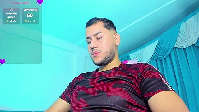 Snapshot of Latino_Hot_Boy chatting on 12/23/25, 09:19 Latino Hot Boy online show from 12/23/25, 09:19