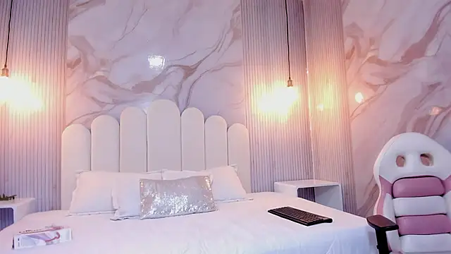 arietta skinny online show from 01/15/26, 07:28