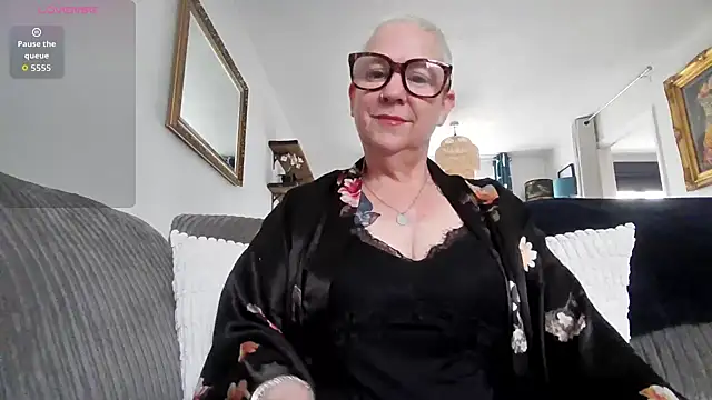 missyb x online show from 03/17/26, 09:45