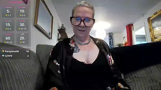 missyb x online show from 11/14/25, 03:05