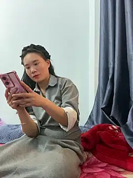 pitty mymi online show from 12/22/25, 09:09