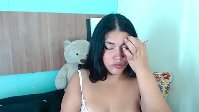 Snapshot of Channel_Mills chatting on 02/06/26, 09:22 Channel Mills online show from 02/06/26, 09:22