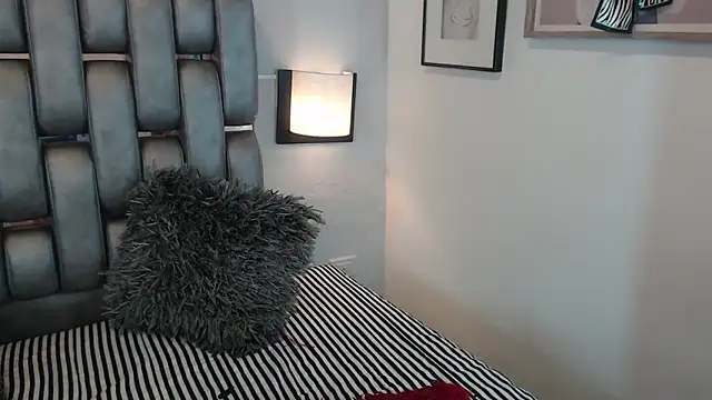 Snapshot of Channel_Mills chatting on 04/14/26, 12:37 Channel Mills online show from 04/14/26, 12:37