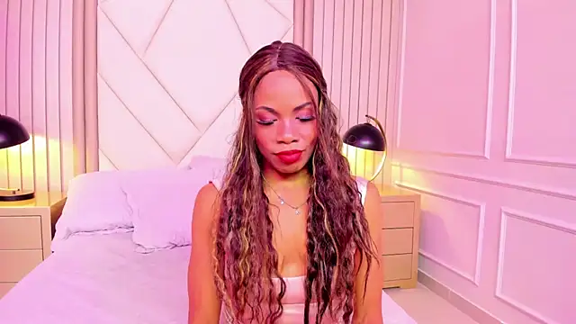 LailaDavidson online show from 06/17/26, 12:15