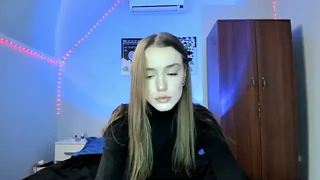 tinyglow online show from 12/15/25, 02:28