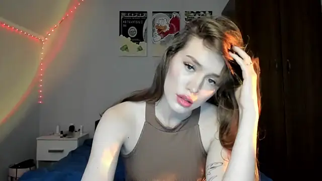 tinyglow online show from 12/17/25, 12:04