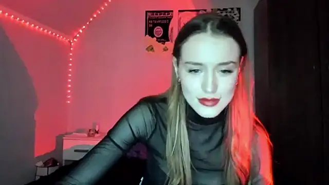 tinyglow online show from 03/05/26, 07:43