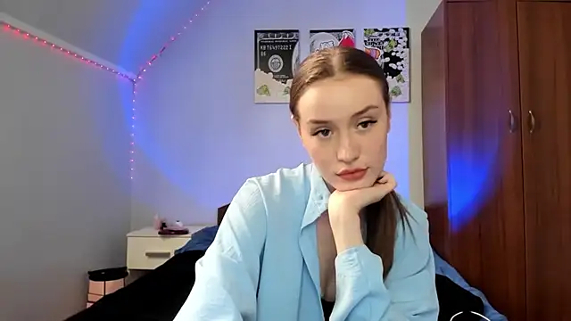 tinyglow online show from 01/07/26, 07:02