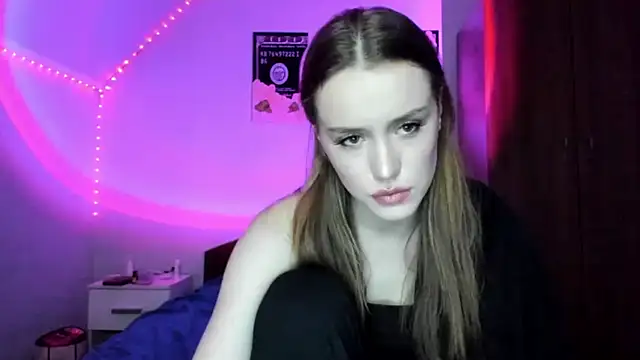 tinyglow online show from 02/14/26, 09:59