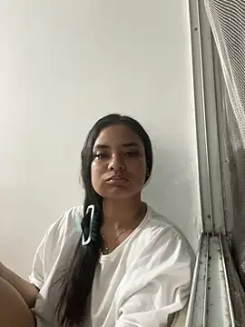 lizmy online show from 12/15/25, 06:52