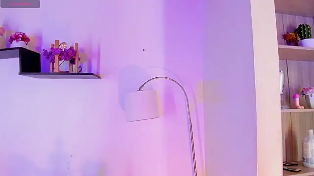 aghata jackson  online show from 03/06/26, 02:23