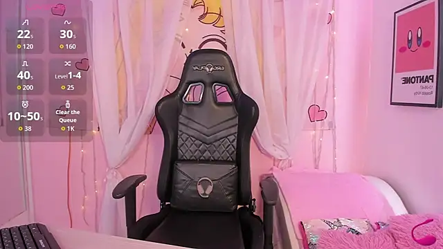 Snapshot of Abby_teen_ chatting on 11/28/25, 01:22 Abby teen online show from 11/28/25, 01:22