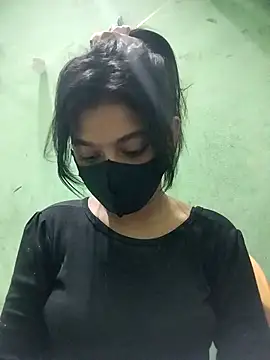 Disha Nur0 online show from 04/09/26, 11:44