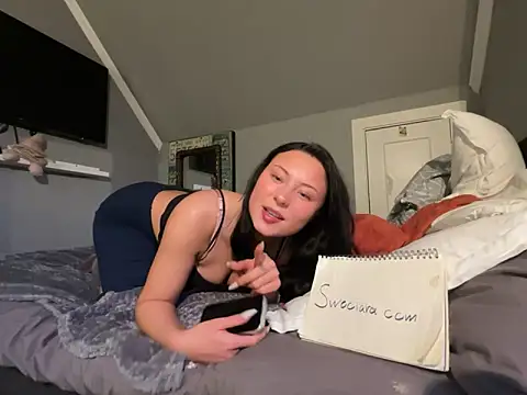 Lockig online show from 04/18/26, 06:21