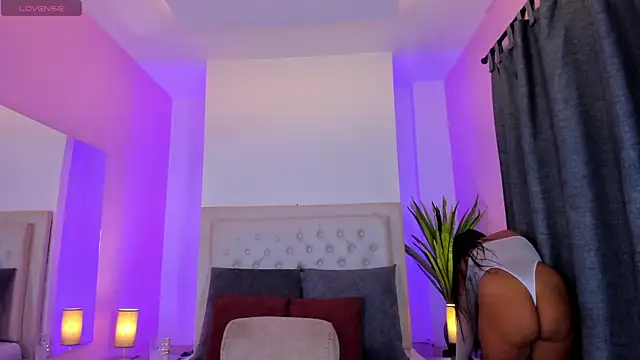 violeta santanna online show from 05/19/26, 04:08