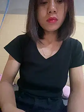 Snapshot of Trangbabylove chatting on 07/11/26, 02:56 Trangbabylove online show from 07/11/26, 02:56