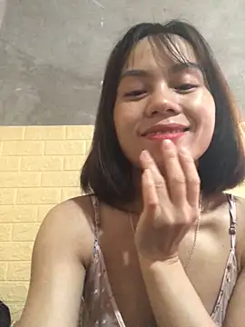 Trangbabylove online show from 04/05/26, 03:02