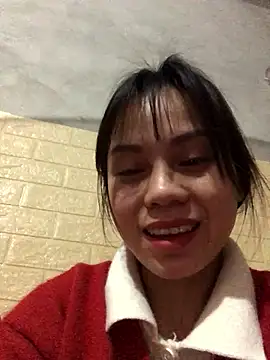 Trangbabylove online show from 01/11/26, 09:33