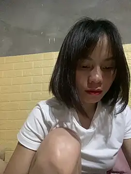 Trangbabylove online show from 04/10/26, 01:18