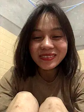 Trangbabylove online show from 12/23/25, 06:56