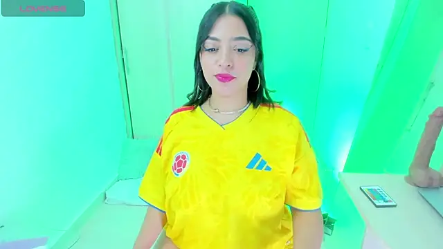 evelisse  online show from 06/14/26, 03:19