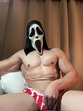 Luna MaskedMan online show from 12/15/25, 04:35