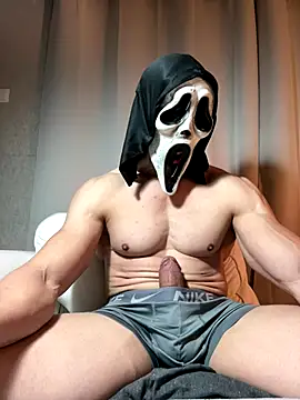 Luna MaskedMan online show from 12/15/25, 03:01