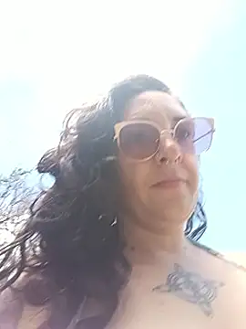 Melinerd online show from 04/11/26, 06:00