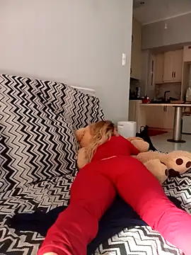 Snapshot of cleopatravodos chatting on 12/16/25, 11:25 cleopatravodos online show from 12/16/25, 11:25