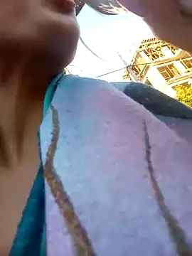 Snapshot of cleopatravodos chatting on 12/17/25, 02:22 cleopatravodos online show from 12/17/25, 02:22