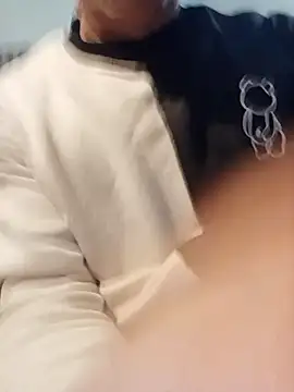 platone09 online show from 11/24/25, 08:53