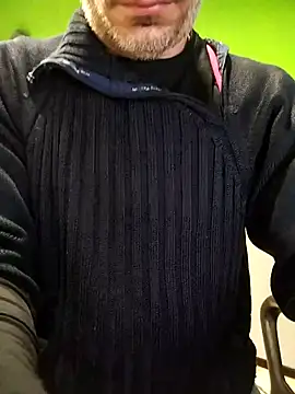 platone09 online show from 12/16/25, 01:48