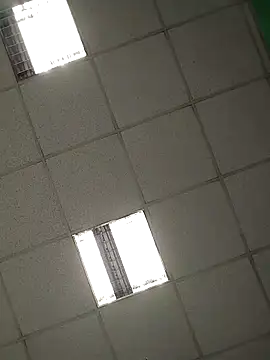 Snapshot of platone09 chatting on 04/13/26, 02:21 platone09 online show from 04/13/26, 02:21