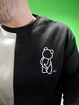 platone09 online show from 12/19/25, 01:57