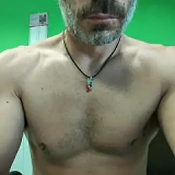Snapshot of platone09 chatting on 06/17/26, 12:37 platone09 online show from 06/17/26, 12:37