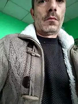 platone09 online show from 11/18/25, 02:42