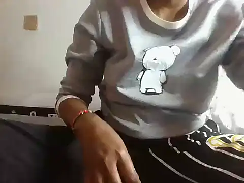 Snapshot of Naughtybadgal chatting on 01/16/26, 05:55 Naughtybadgal online show from 01/16/26, 05:55