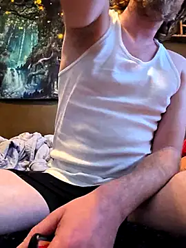 Snapshot of SamuelRed_19 chatting on 11/14/25, 06:55 SamuelRed 19 online show from 11/14/25, 06:55